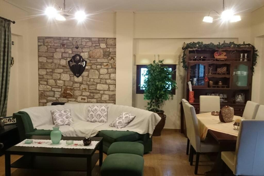 Villa Ria Kalavryta Exterior foto